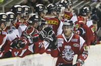 /album/play-off/a46159-jpg/